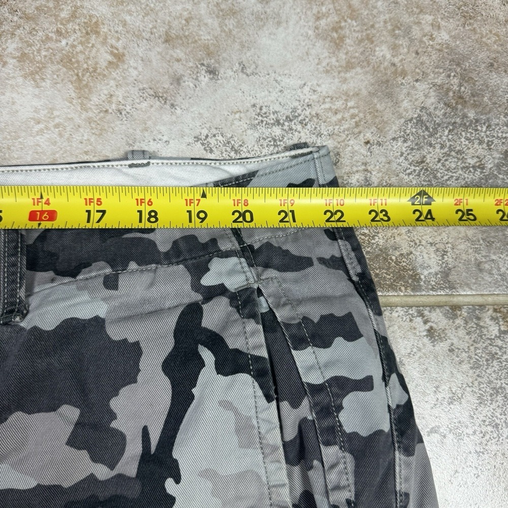 Camo Cargo Shorts Mens Gray Black Urban Camouflage Casual 42 - Picture 6 of 12